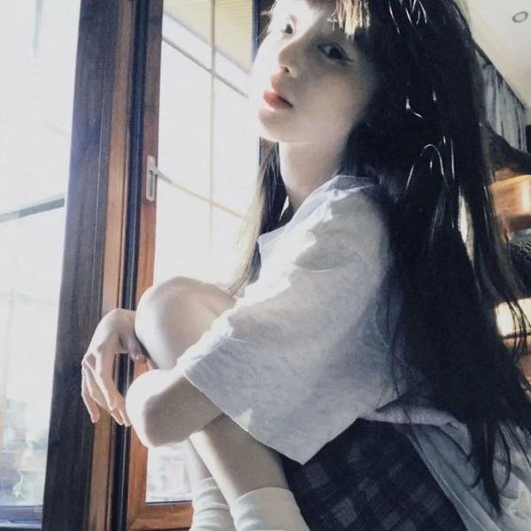女哭声